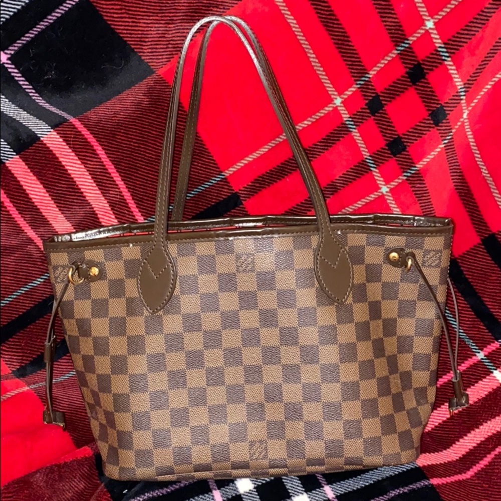 Authentic Louis Vuitton Damier Ebene Neverfull Pm